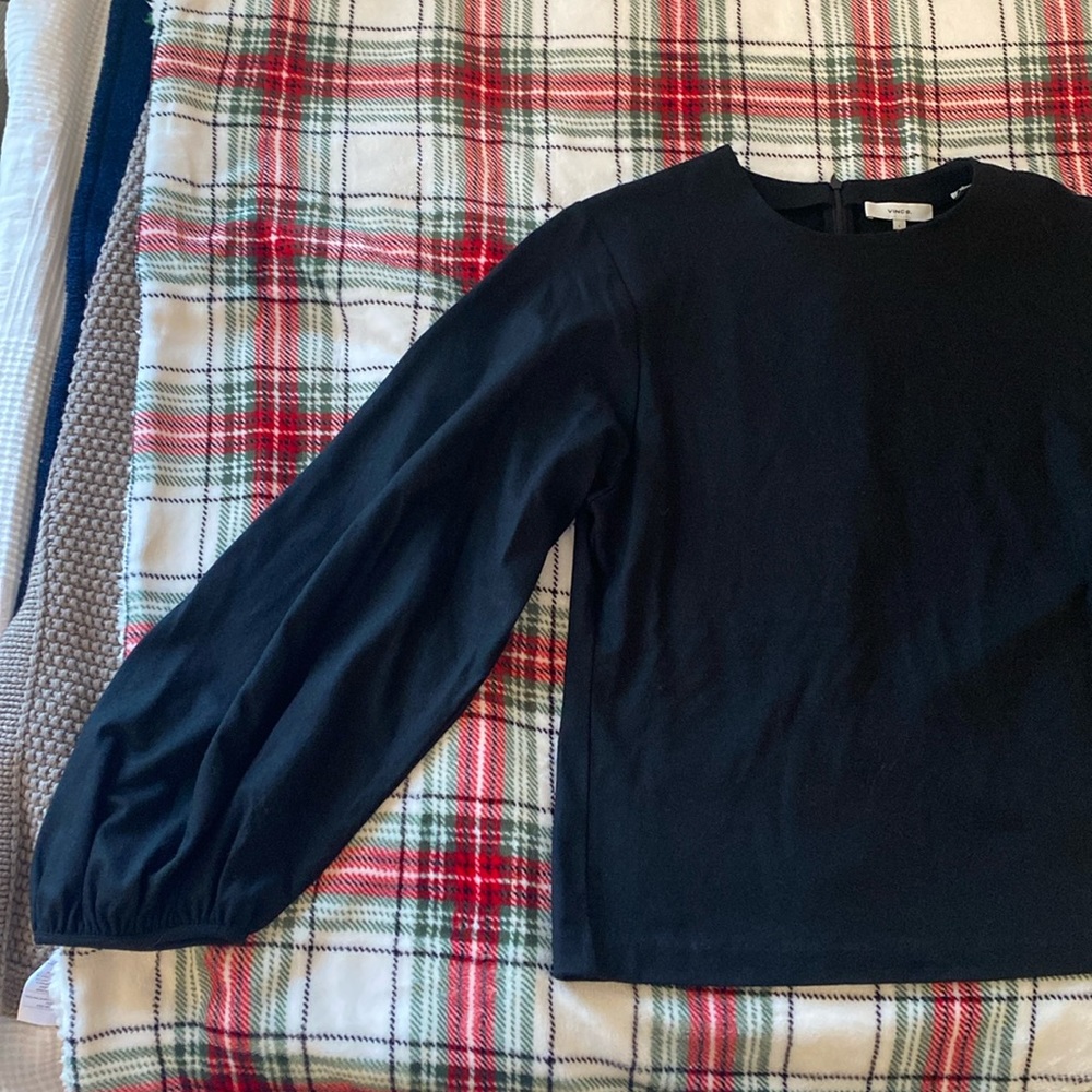 NWOT large Vince 69% wool long sleeve top!